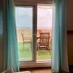 Carihuela Beachfront Penthouse, Unique Views 토레몰리노스